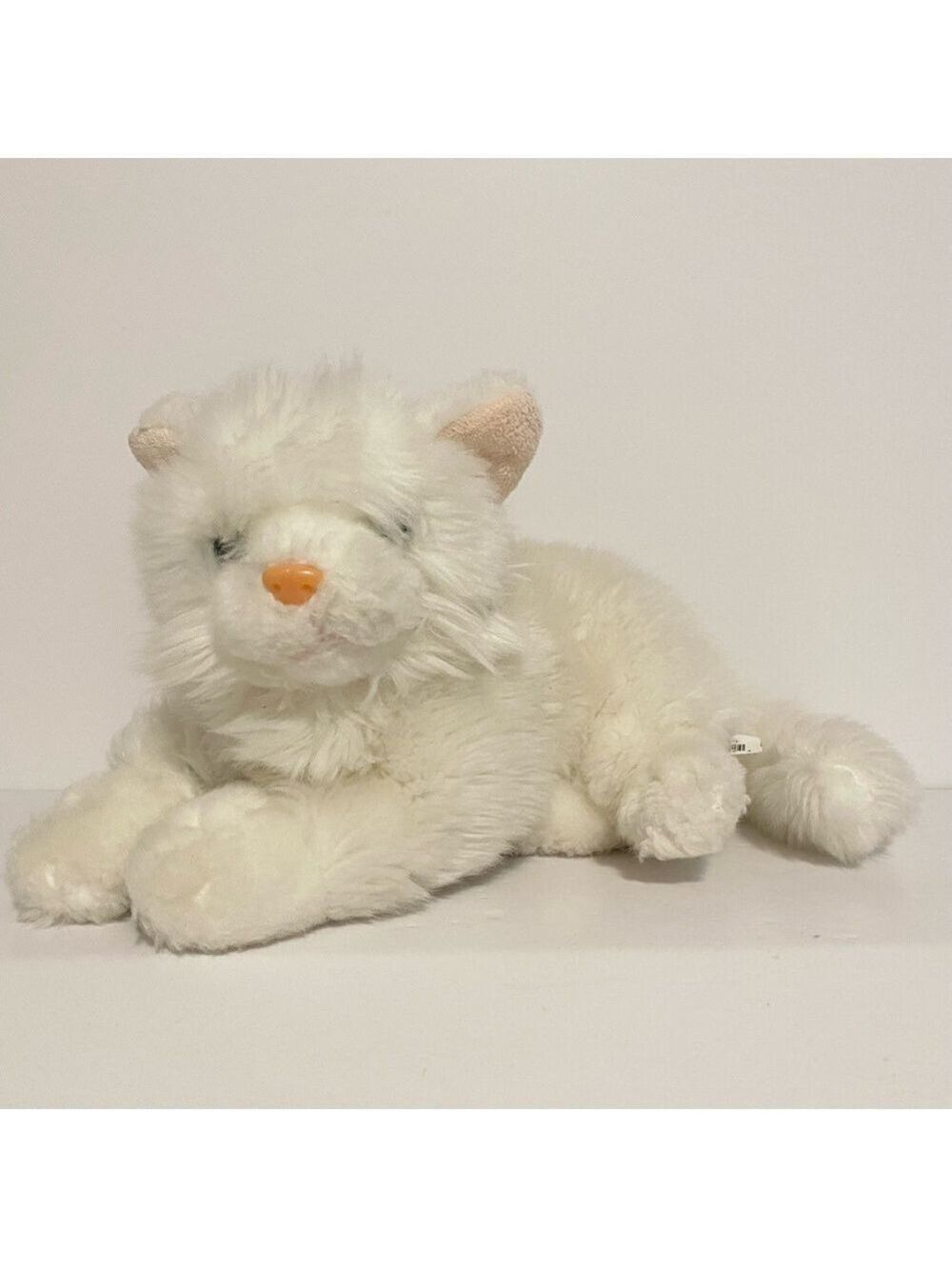Animal Alley White Cat Plush Stuffed Animal Kitty Blue Eyes Heart Toys R Us Toy